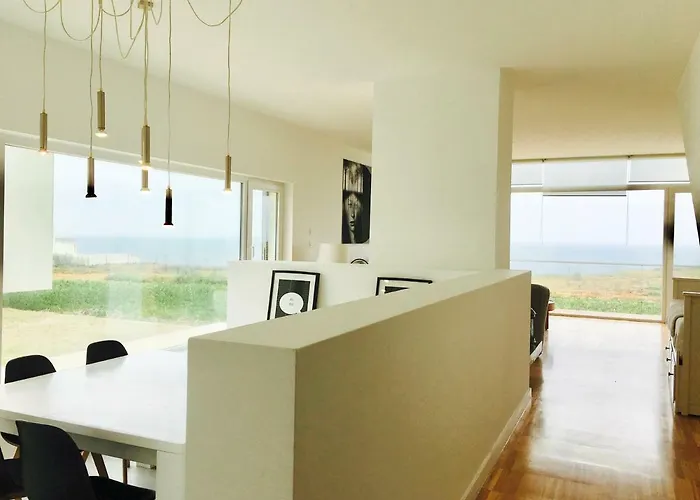 Santa Cruz Ocean View Villa Bombardeira