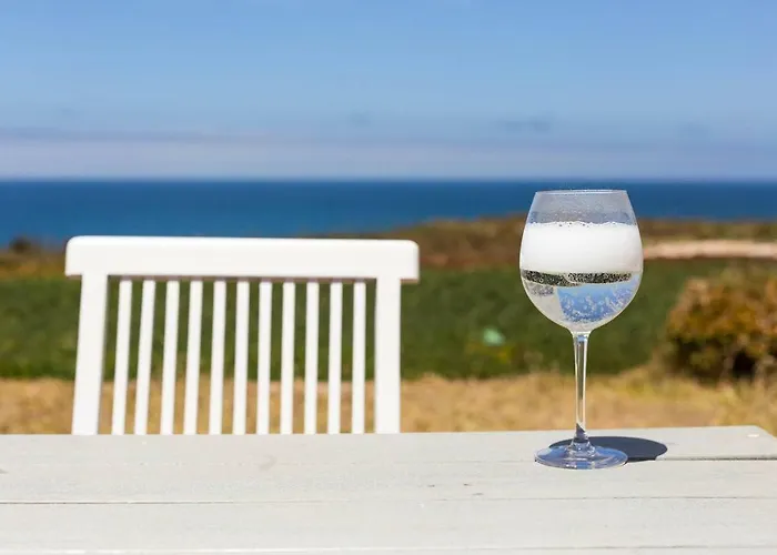 Santa Cruz Ocean View فيلة Bombardeira