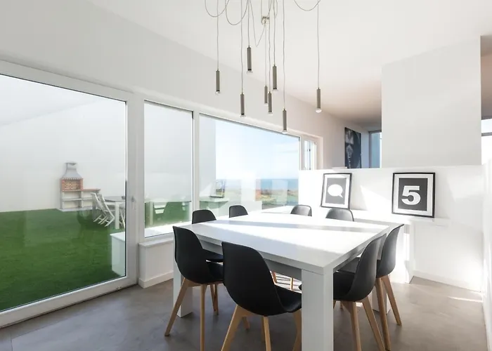 Villa Santa Cruz Ocean View Bombardeira